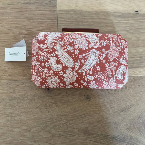 Francesca's Avery Wooden Frame Bandana Clutch NWT - Picture 4 of 11